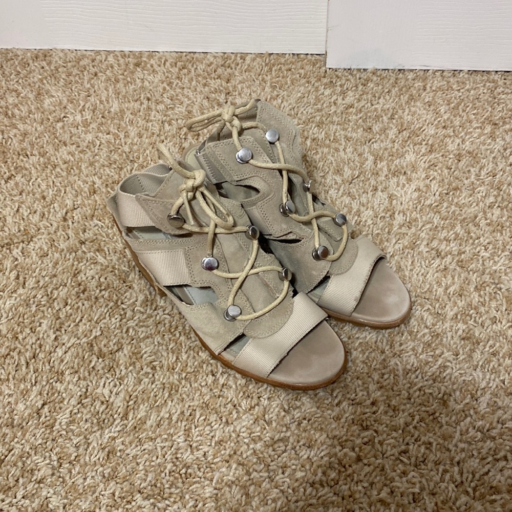 Sorel heels
